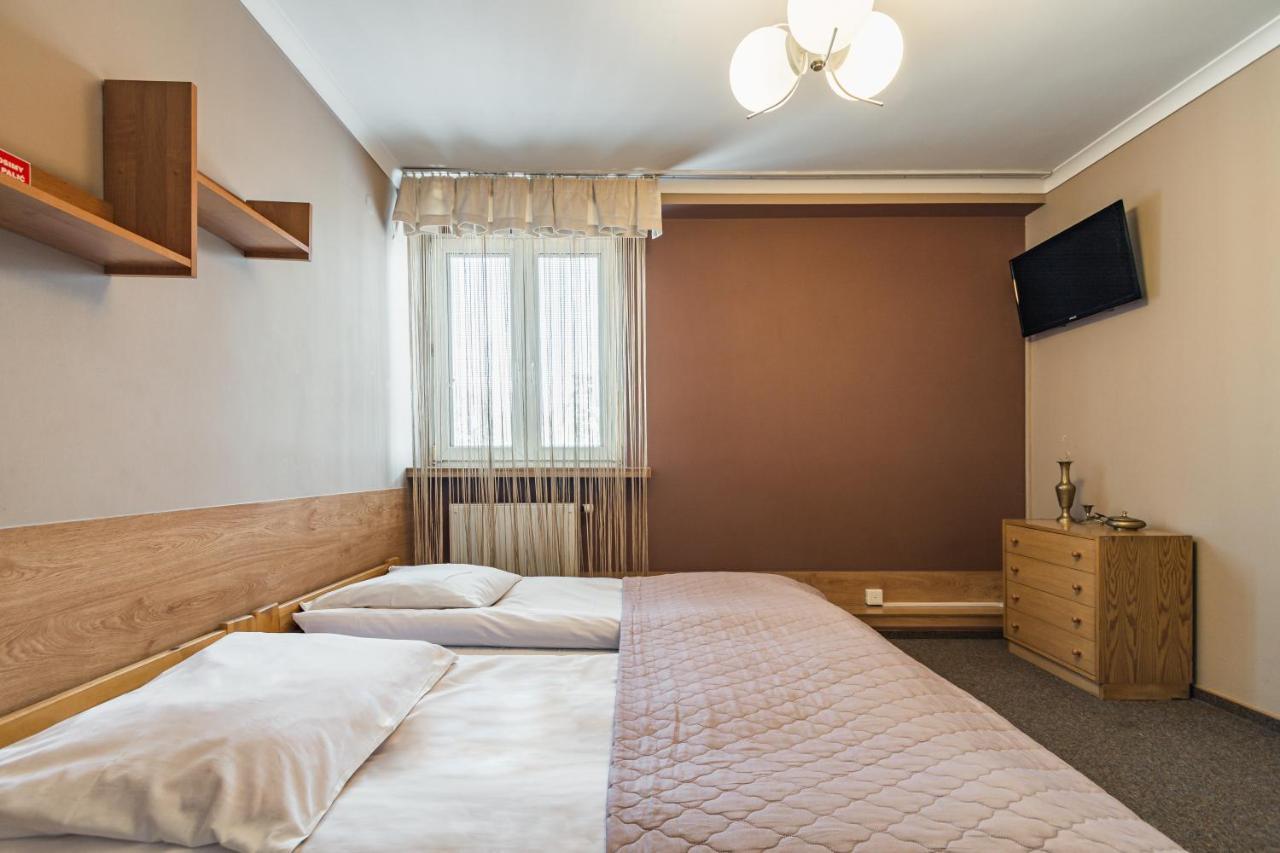 Pokoje Goscinne I Apartamenty Krupowki 19 Zakopane Exterior photo