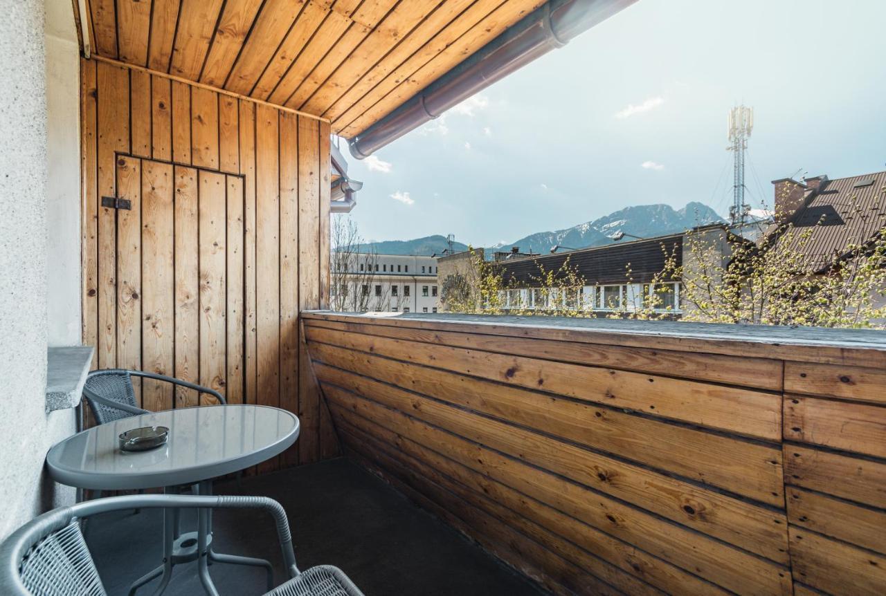 Pokoje Goscinne I Apartamenty Krupowki 19 Zakopane Exterior photo